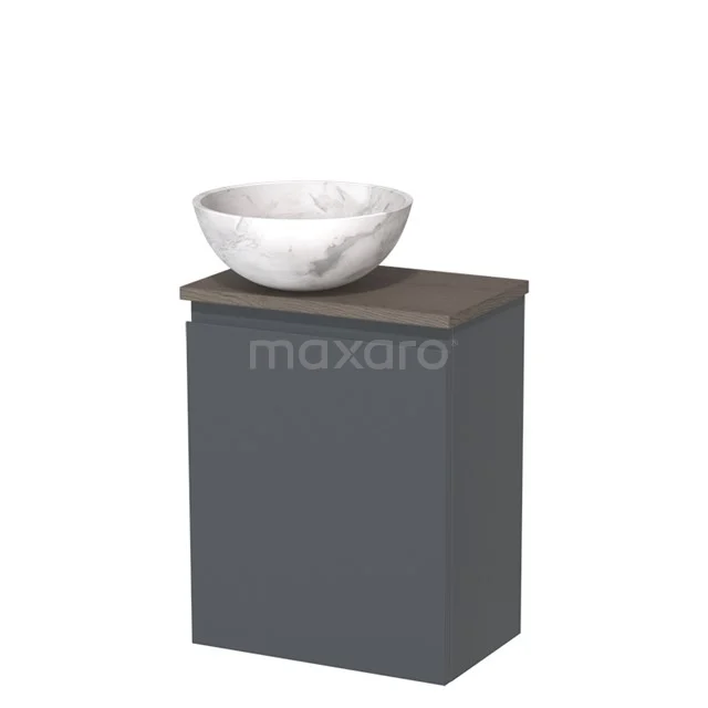 Donkergrijze badkamerkast met houten blad en opbouw wastafel van wit marmer, modern design voor een stijlvol interieur.