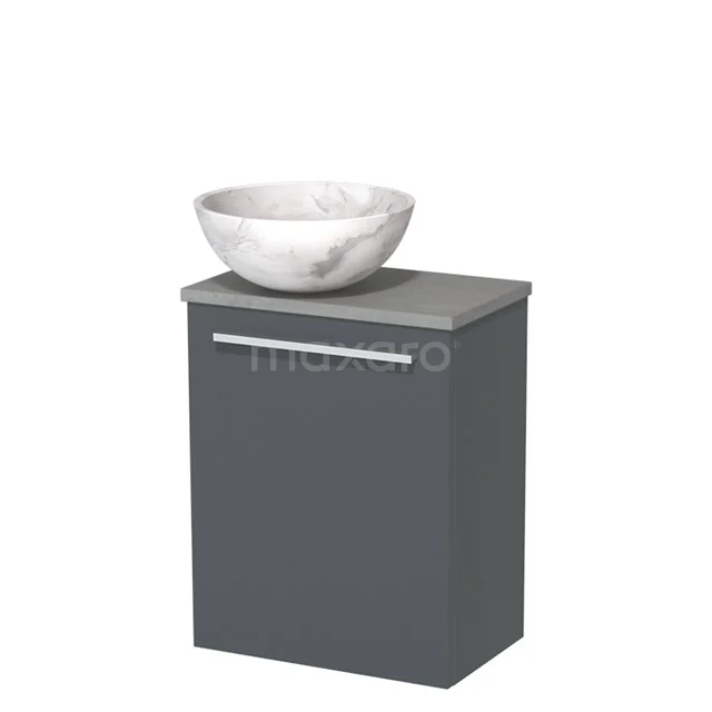 Grijs badkamermeubel met marmeren waskom, strak design en modern handvat, ideaal voor een stijlvolle badkamer inrichting.
