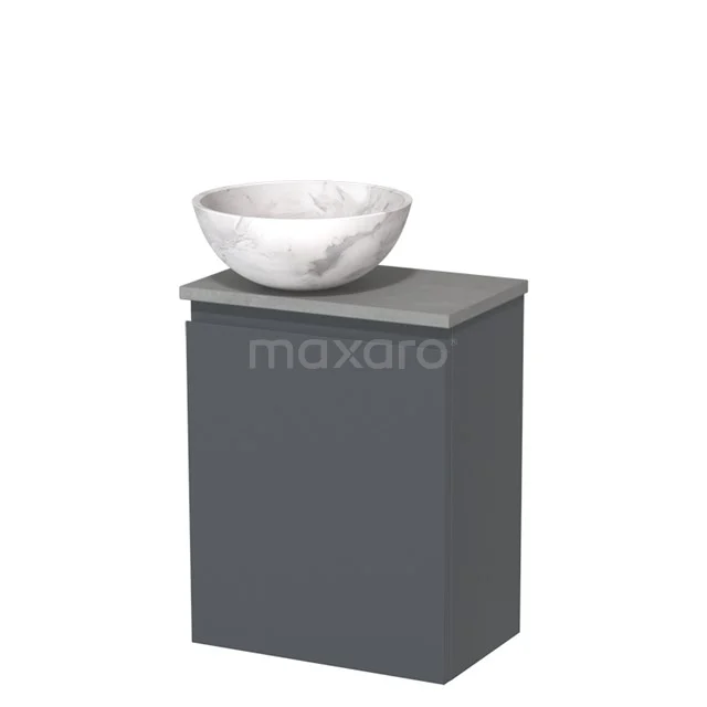 Donkere grijze badkamerkast met witte marmeren waskom, modern design, ideaal voor een stijlvolle en compacte badkamerinrichting.