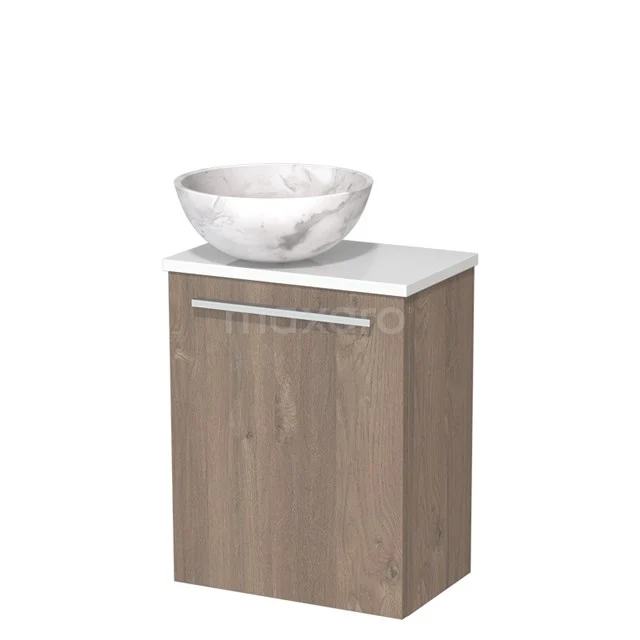 Houten badmeubel met marmerwitte waskom, modern design, ideale opbergoplossing voor een stijlvolle badkamer.