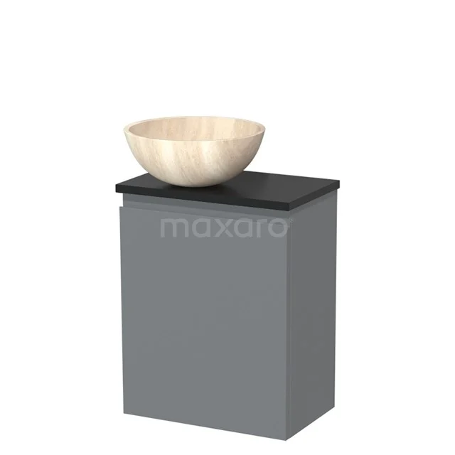 Grijze badkamermeubel met zwarte top en ronde, lichte natuurstenen waskom, ideaal voor een moderne en strakke badkamerstijl.