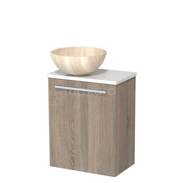 Compact badkamermeubel met houtlook en witte wastafel, ronde natuurstenen waskom; ideaal voor moderne badkamerinrichting.