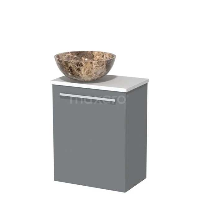 Grijze badkamerkast met houten waskom, moderne design, ideaal voor compacte badkamers.
