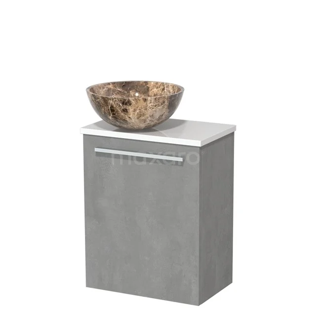 Grijze badkamermeubel met marmeren waskom, strak design en metalen handgreep, ideaal voor een moderne badkamerinrichting.