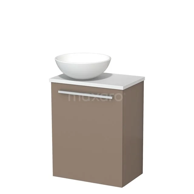 Compacte beige badkamerkast met wit waskom op marmeren blad, ideaal voor een stijlvolle en moderne badkamerinrichting.