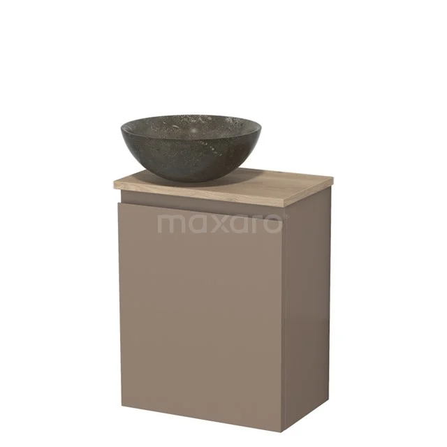 Moderne beige badkamermeubelset met houtlook bovenblad en ronde zwarte natuurstenen waskom, ideaal voor stijlvolle badkamers.