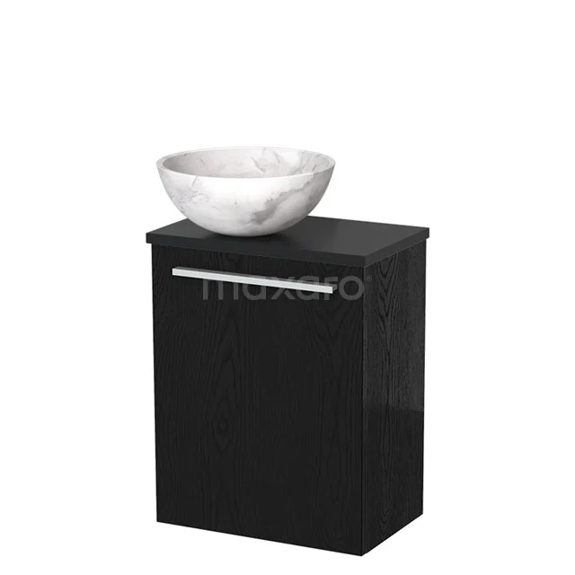 Zwart badkamermeubel met een witte marmeren kom, modern ontwerp met chromen handgreep, ideaal voor compacte badkamers.