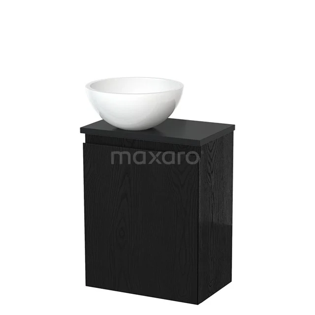 Zwart houten badkamermeubel met witte komvormige wasbak, compact design ideaal voor moderne badkamers.