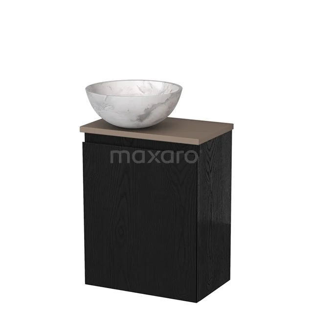 Zwart badkamermeubel met houtlook blad en opzetwastafel van marmer, modern design.