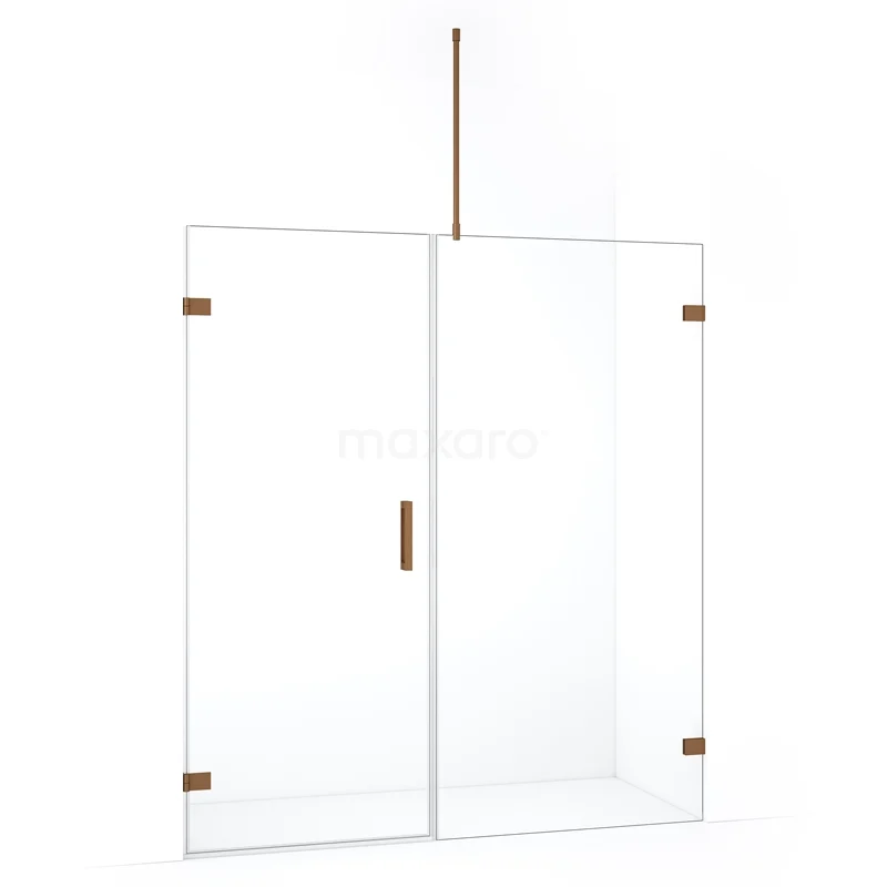 Douchewand met deur, helder glas, messing accenten, modern design, perfect voor luxe badkamerinterieur.