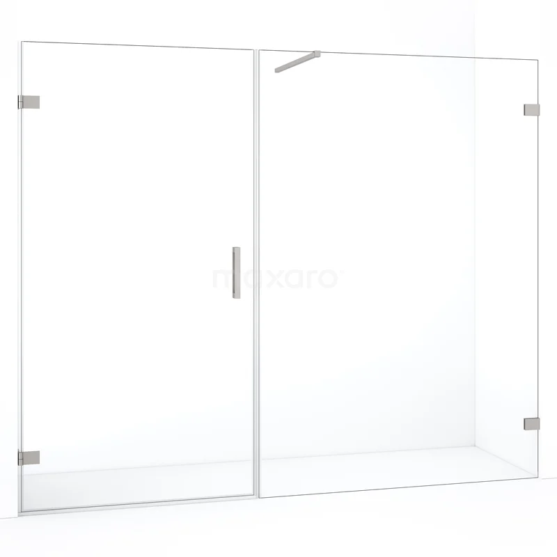 Glazen douchewand met scharnierdeur, helder glas, modern design, ideaal voor een strakke en ruime badkamerinrichting.