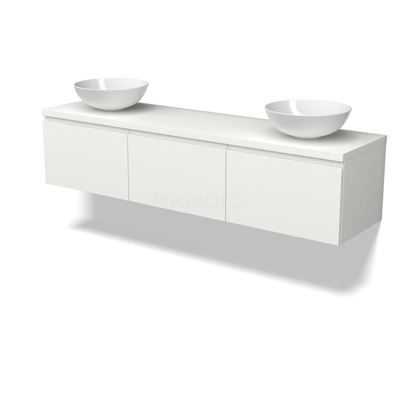 Witte zwevende badkamermeubelset met dubbel waskom design, strak afgewerkt en ideaal voor moderne badkamerinterieurs.