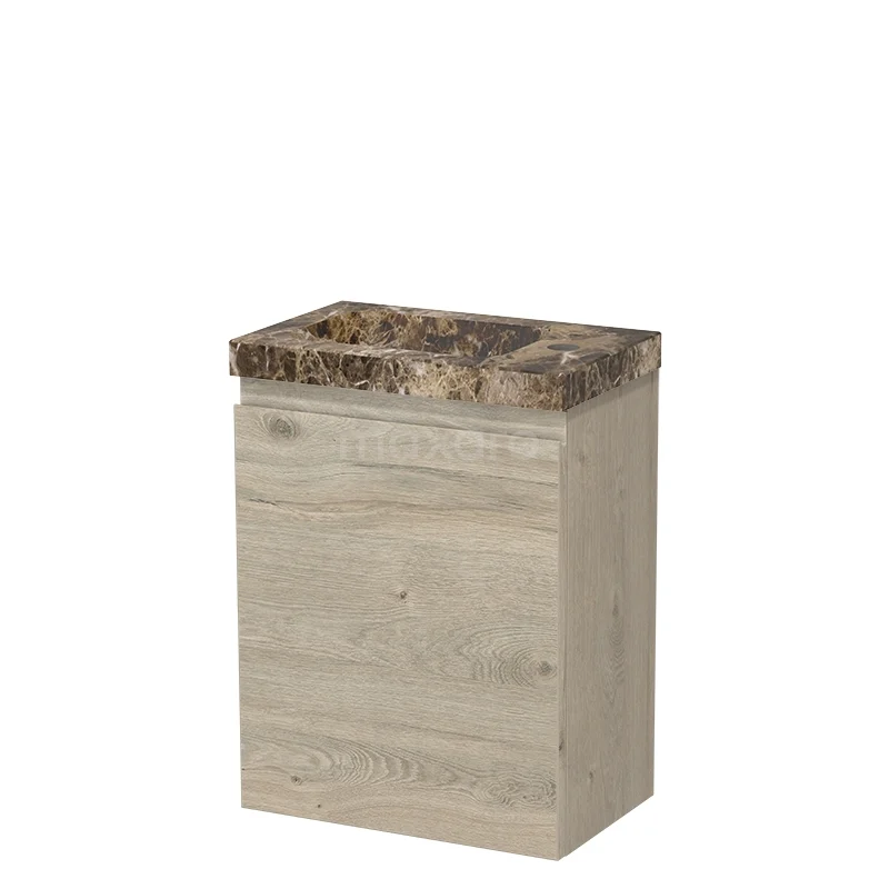 Houten zeeppomp met marmeren bovenkant, luxe badkameraccessoire in natuurlijke houttint.