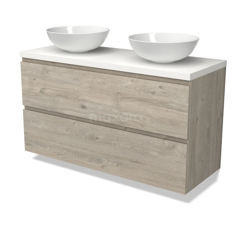 Houten badkamermeubel met twee witte waskommen, modern ontwerp, uitgevoerd in licht eiken, perfect voor een stijlvolle badkamer.