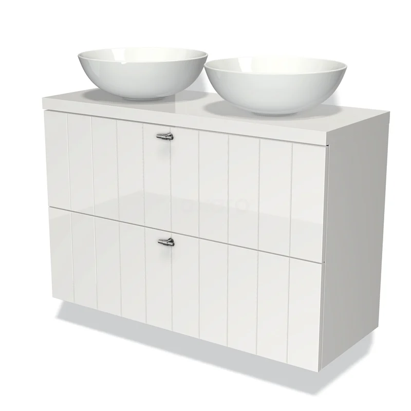 Witte badkamermeubel met dubbele wastafel, modern design, horizontale lijnen op kastfronten, ideaal voor badkameropslag.