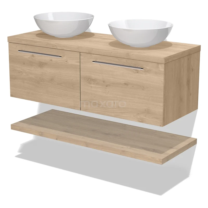 Houten wastafelmeubel met twee witte kommen, zwevend ontwerp, inclusief plank. Perfecte toevoeging voor een moderne badkamer.