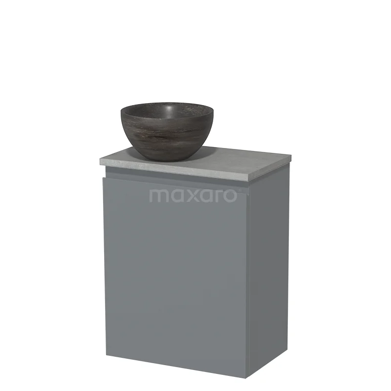 Grijze badkamerkast met opzetwaskom in donker keramiek, modern design passend bij eigentijdse badkamerinrichtingen.