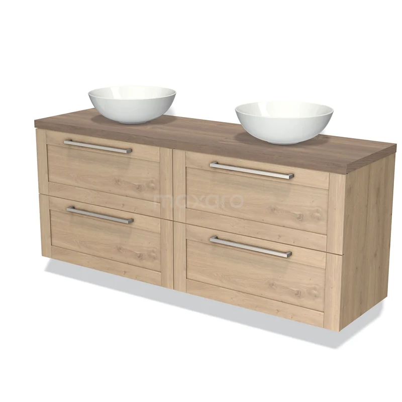 Houten badkamermeubel met dubbele wastafel, vier lades en moderne RVS handgrepen, perfect voor een stijlvolle badkamerruimte.
