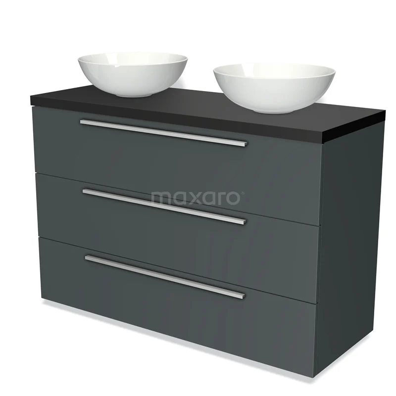 Grijze badkamermeubelset met zwart blad, metalen handgrepen en twee witte wastafels, ideaal voor moderne badkamers.