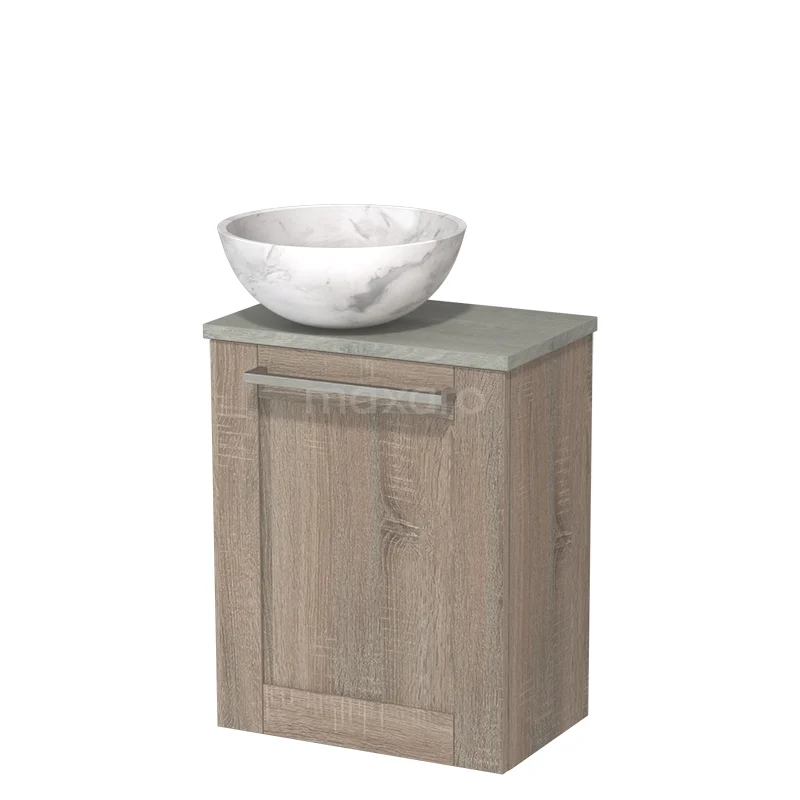 Houten badkamerkast met grijze marmeren waskom, strak design, praktische opbergruimte en natuurlijke uitstraling.