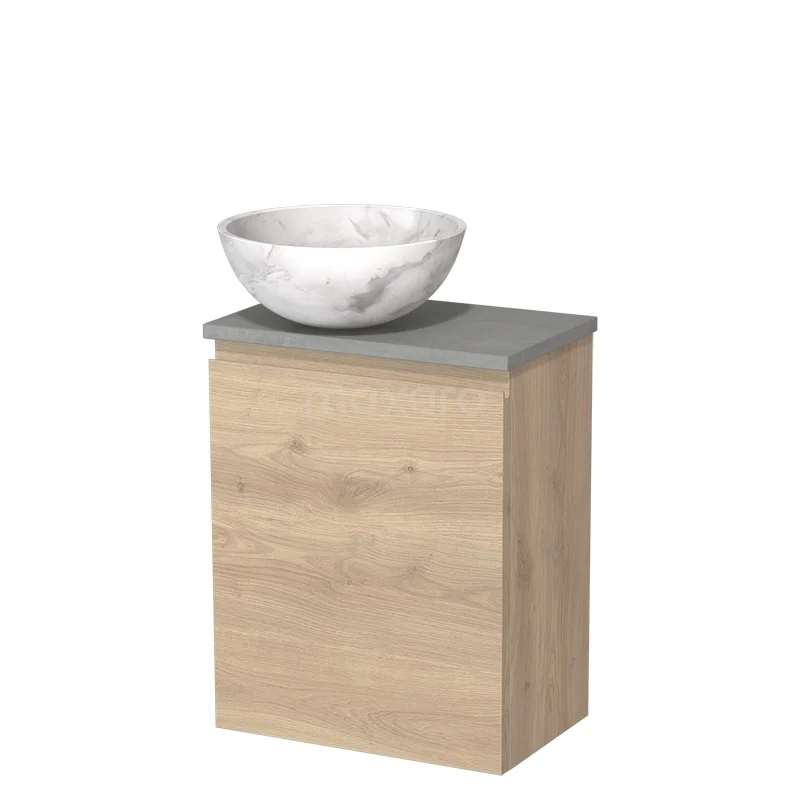 Houten badkamerkast met grijs blad en ronde marmeren waskom, modern ontwerp ideaal voor stijlvolle badkamerinrichting.