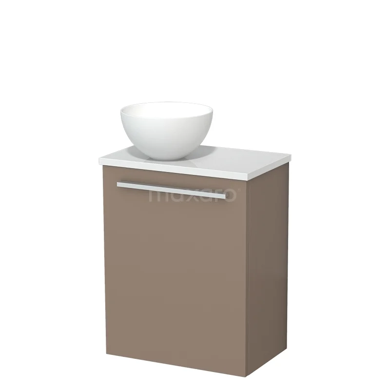 Badkamermeubel met beige houten kast, wit keramische kom en metalen handgreep, compact design voor moderne badkamers.
